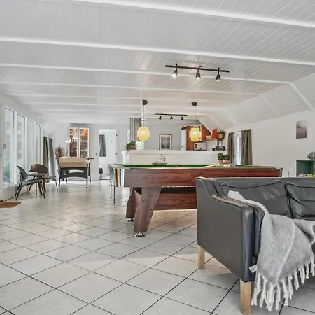 Semesterbostad Stunning In With Sauna